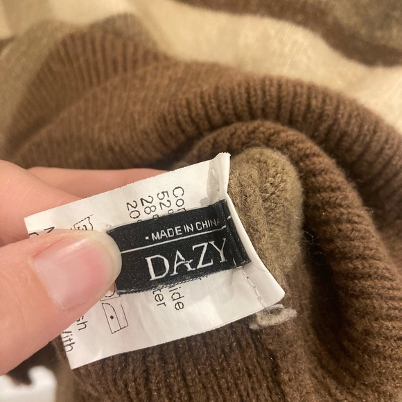 Dazy Sweaters Bundle Of, Lot Of, Two Size Small - Picture 4 of 11